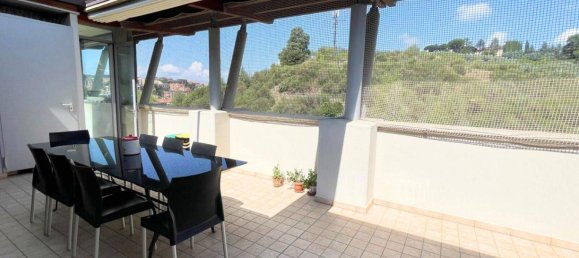 2 bedrooms Penthouse in Perugia, Italy No. 357072 15