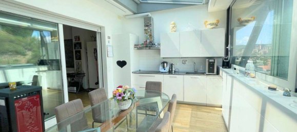 2 bedrooms Penthouse in Perugia, Italy No. 357072 6