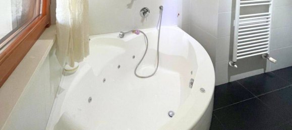 2 bedrooms Penthouse in Perugia, Italy No. 357072 14