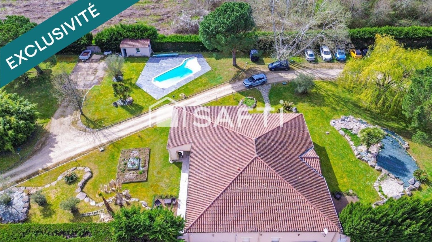 6 bedrooms Castles in Bergerac, France No. 114361