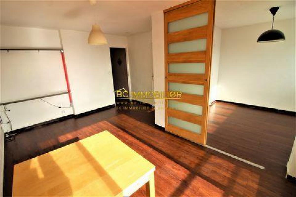 Condominio de 2 dormitorios en Marseille, France No. 9433