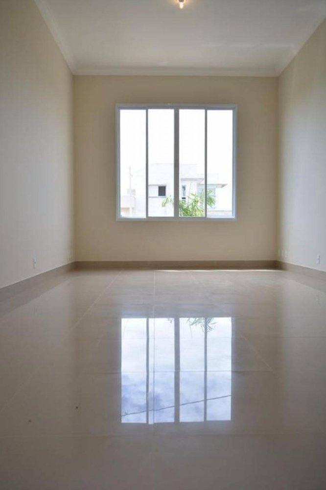 Дом с 3 спальнями в Сан-Паулу, Бразилия № 594743