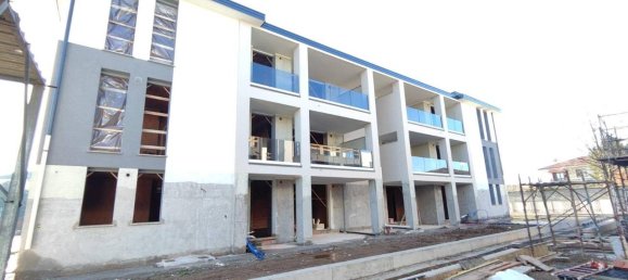 4 rooms Apartment in Bareggio, Italy No. 28866 6