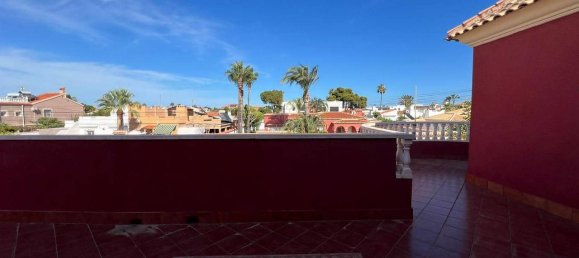 6 bedrooms House in Torrevieja, Spain No. 183690 16