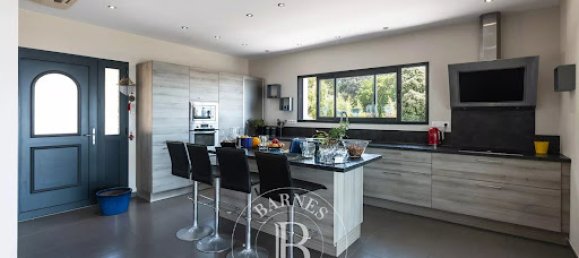 3 bedrooms Villa in Pietrosella, France No. 326229 8