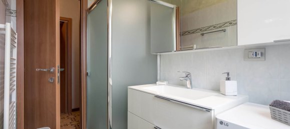 3 rooms Apartment in Vimercate, Italy No. 228147 49