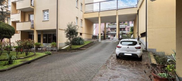 3 rooms Apartment in Vimercate, Italy No. 228147 84