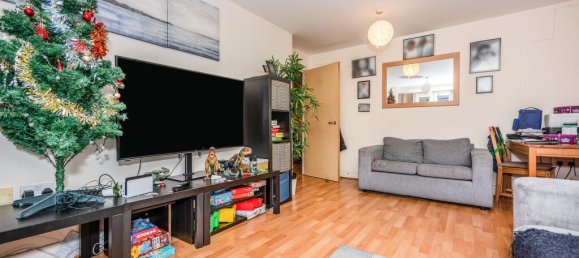 Квартира с 2 спальнями в Грейвсенд, Великобритания № 10958 3