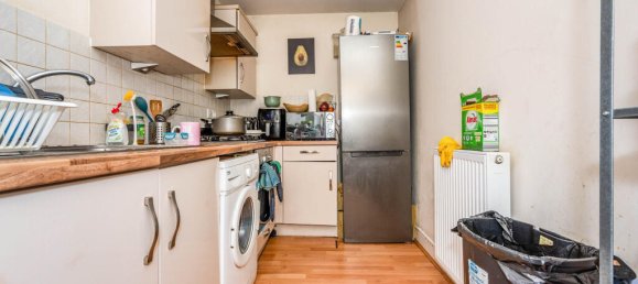 Квартира с 2 спальнями в Грейвсенд, Великобритания № 10958 18