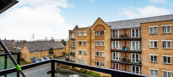 Квартира с 2 спальнями в Грейвсенд, Великобритания № 10958 5