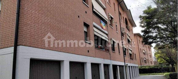 4-salle Appartement à Reggio Emilia, Italy No. 96595 2