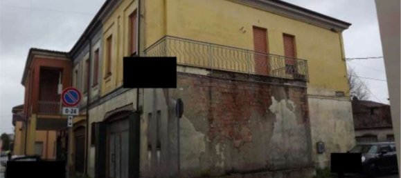 2غرفة شقة في Lungavilla, Italy رقم 181366 3