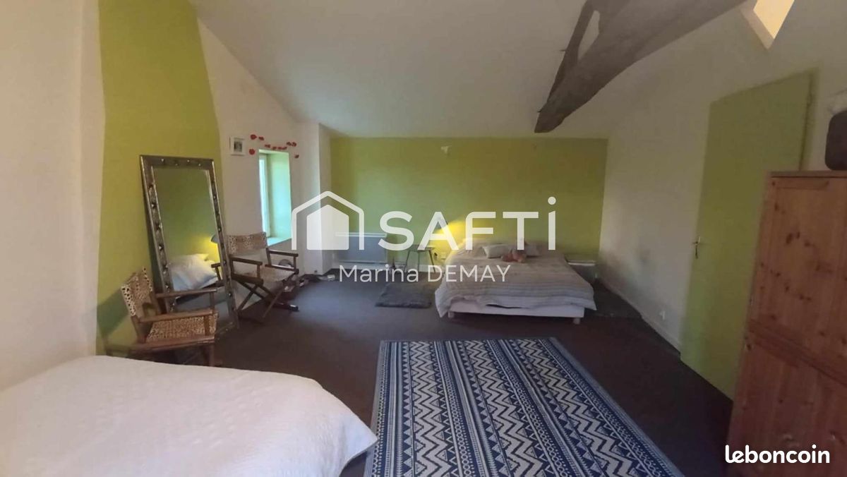 Дом с 4 спальнями в Пуару, Франция № 113337