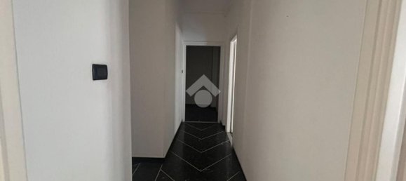5 rooms Apartment in Genoa, Italy No. 271196 33