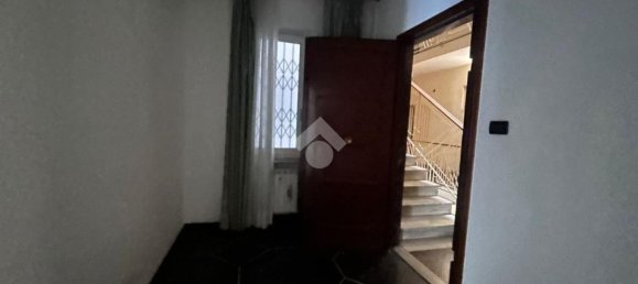 5 rooms Apartment in Genoa, Italy No. 271196 5