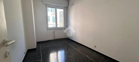 5 rooms Apartment in Genoa, Italy No. 271196 22