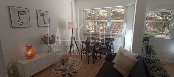 3 bedrooms Apartment in Lisbon, Portugal No. 93066 2