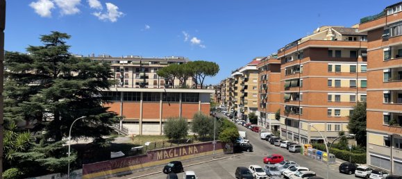 3 rooms Apartment in Rome, Italy No. 262154 17