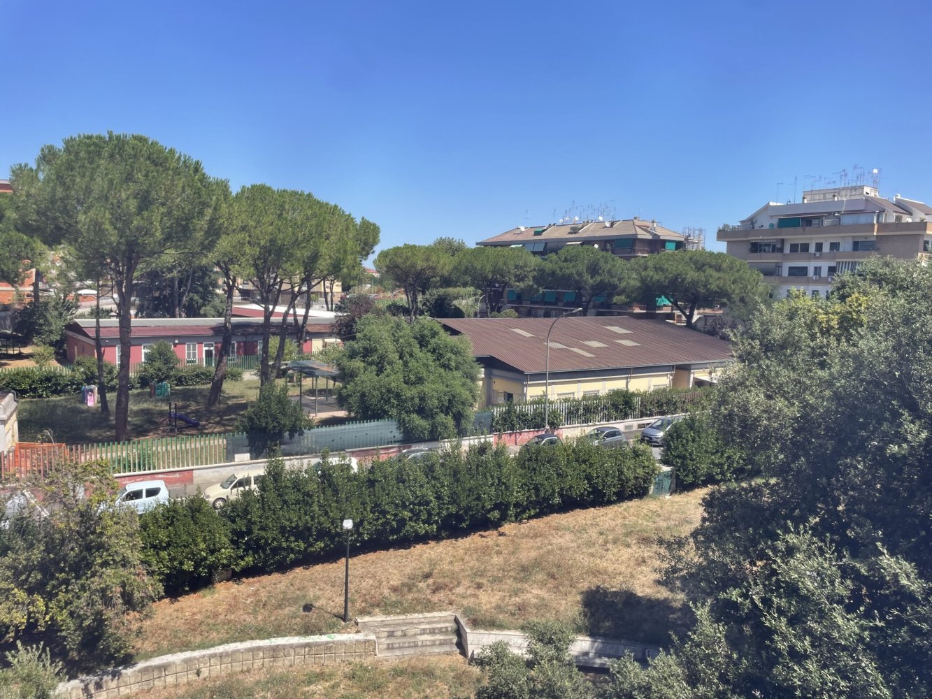 3 rooms Apartment in Rome, Italy No. 262154