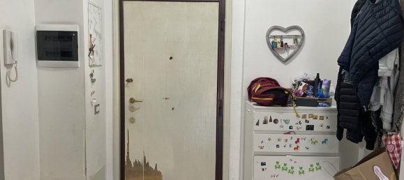 3 rooms Apartment in Rome, Italy No. 262154 2