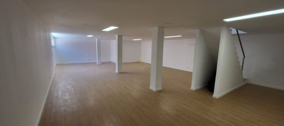 4 bedrooms Villa in Almada, Portugal No. 141919 27