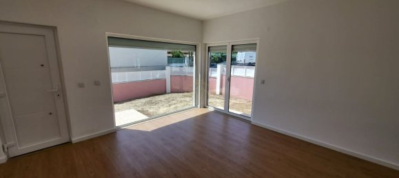 4 bedrooms Villa in Almada, Portugal No. 141919 7