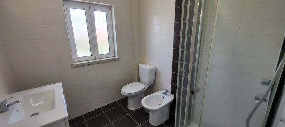 4 bedrooms Villa in Almada, Portugal No. 141919 11