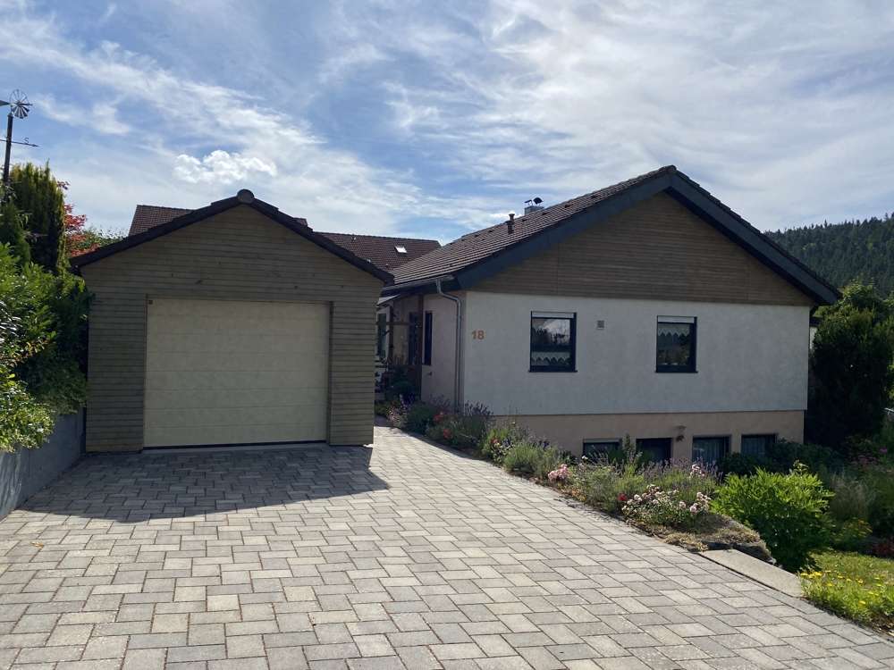 Adosado de 4 habitaciónes en Rottweil, Germany No. 264275