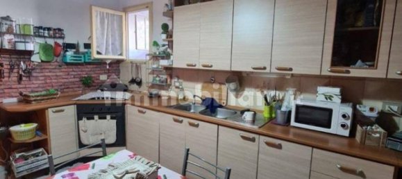 2 bedrooms House in Gassino Torinese, Italy No. 70054 8