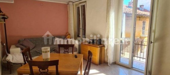 2 bedrooms House in Gassino Torinese, Italy No. 70054 3