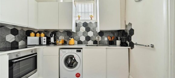 2 bedrooms Apartment in London, United Kingdom No. 12186 7