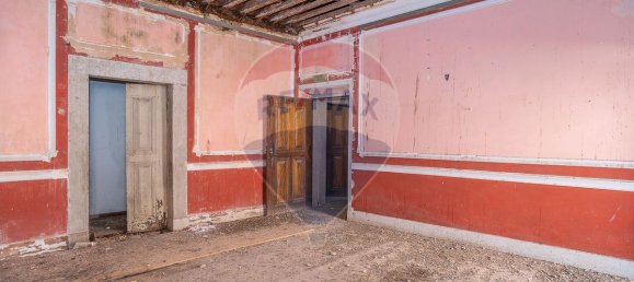 Здание с 9 спальнями в Фару, Португалия № 65897 20