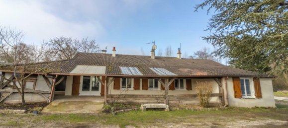 4 bedrooms House in Gievres, France No. 349745 10