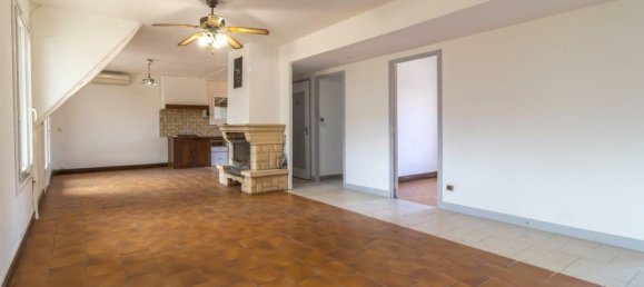 4 bedrooms House in Gievres, France No. 349745 2