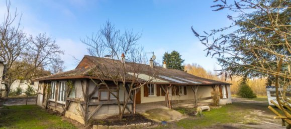 4 bedrooms House in Gievres, France No. 349745 11