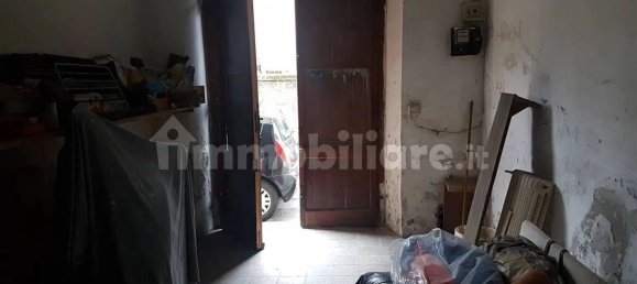 2-Zimmer Lagerhaus in Lastra a Signa, Italy, Nr. 88982 3