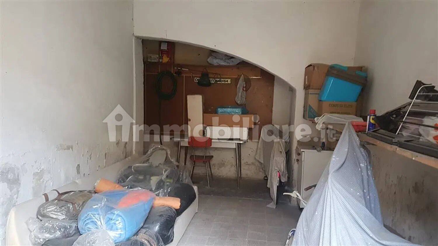 2-Zimmer Lagerhaus in Lastra a Signa, Italy, Nr. 88982