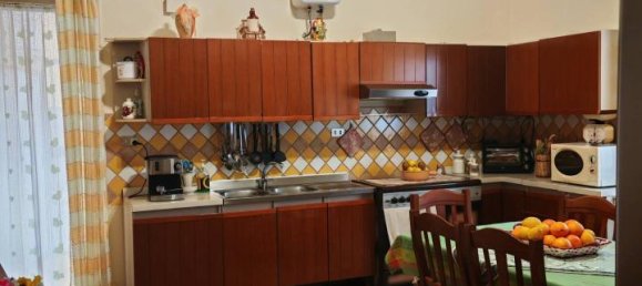 Квартира с 4 комнатами в Патерно, Италия № 165917 4