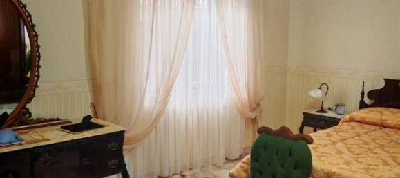 Квартира с 4 комнатами в Патерно, Италия № 165917 9