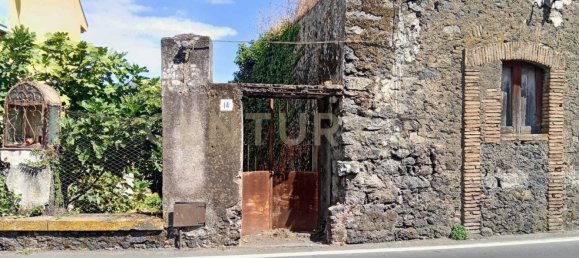 Casa de 3 dormitorios en Valverde, Italy No. 323890 30