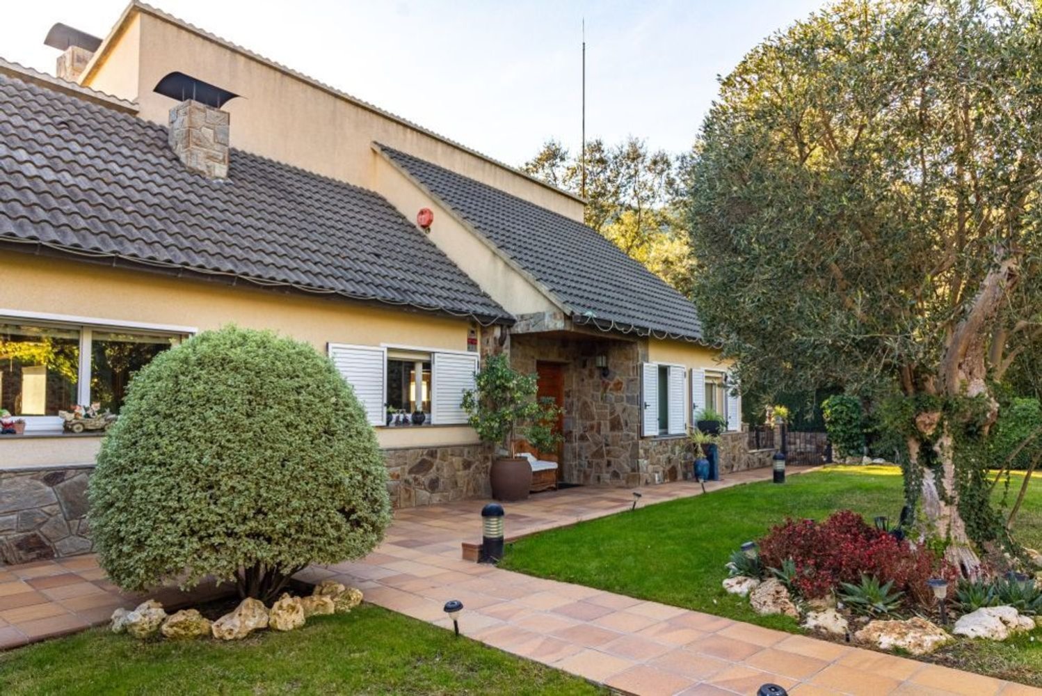 5 bedrooms House in Matadepera, Spain No. 171516