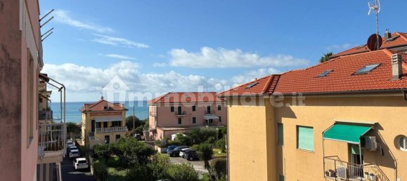 Apartamento de 2 dormitorios en Borgio Verezzi, Italy No. 337164 4