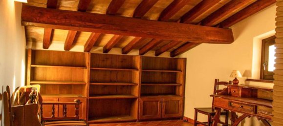 5 غرف نوم فيلا في Montalto di Castro, Italy رقم 91081 14