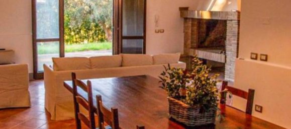 5 غرف نوم فيلا في Montalto di Castro, Italy رقم 91081 18