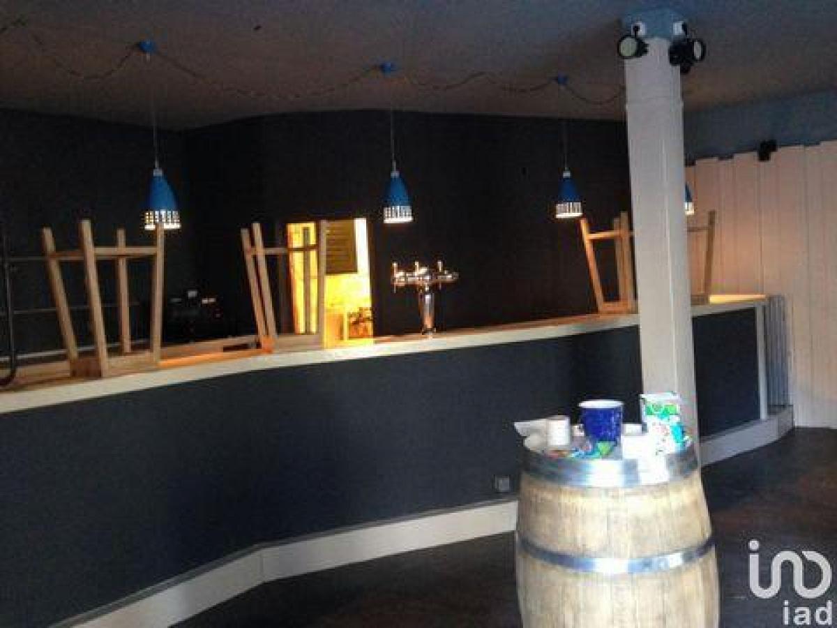 67m² Factory in Pau, France No. 18866