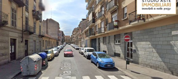 3 rooms Apartment in Turin, Italy No. 50564 20