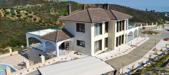 7 bedrooms Villa in Chalkidiki, Greece No. 6965 30