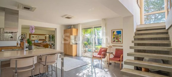 4 bedrooms House in Prevessin-Moens, France No. 199012 2