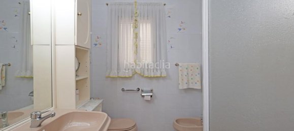 4 bedrooms Apartment in Sant Feliu de Llobregat, Spain No. 136577 10