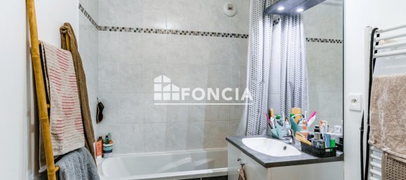 2 bedrooms Apartment in Metz, France No. 64514 9